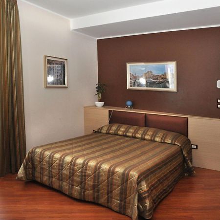 Dulcinea Hotel มูเจีย ภายนอก รูปภาพ